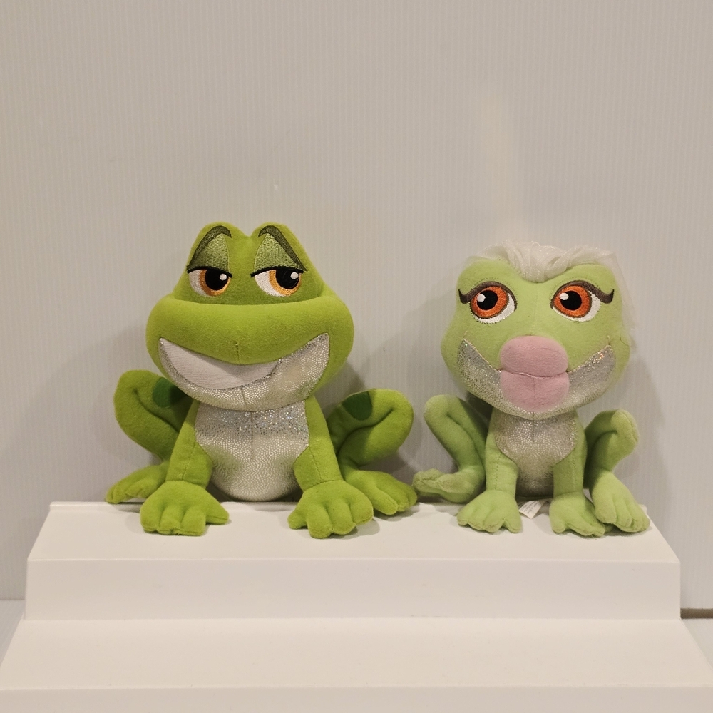 Disney Princess Frog Magic Kiss Tiana and Prince Naveen 6" Magnetic